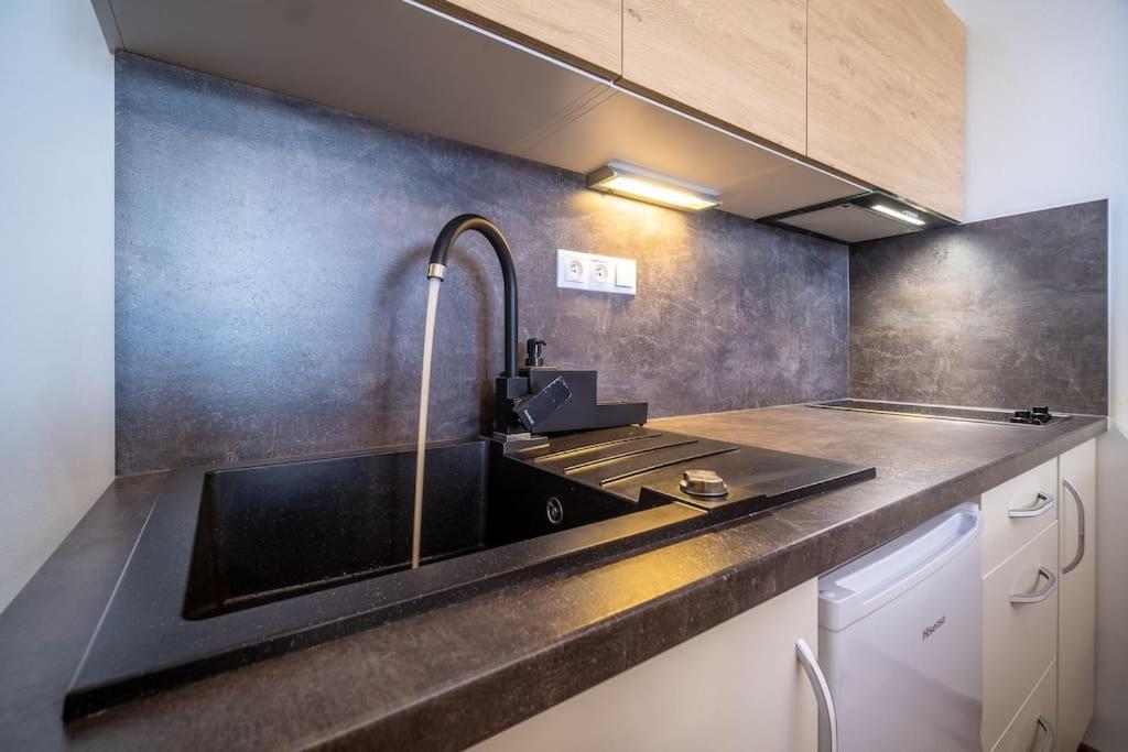 Private Cozy And Quiet Apartment 伏尔塔瓦河畔利普诺 外观 照片