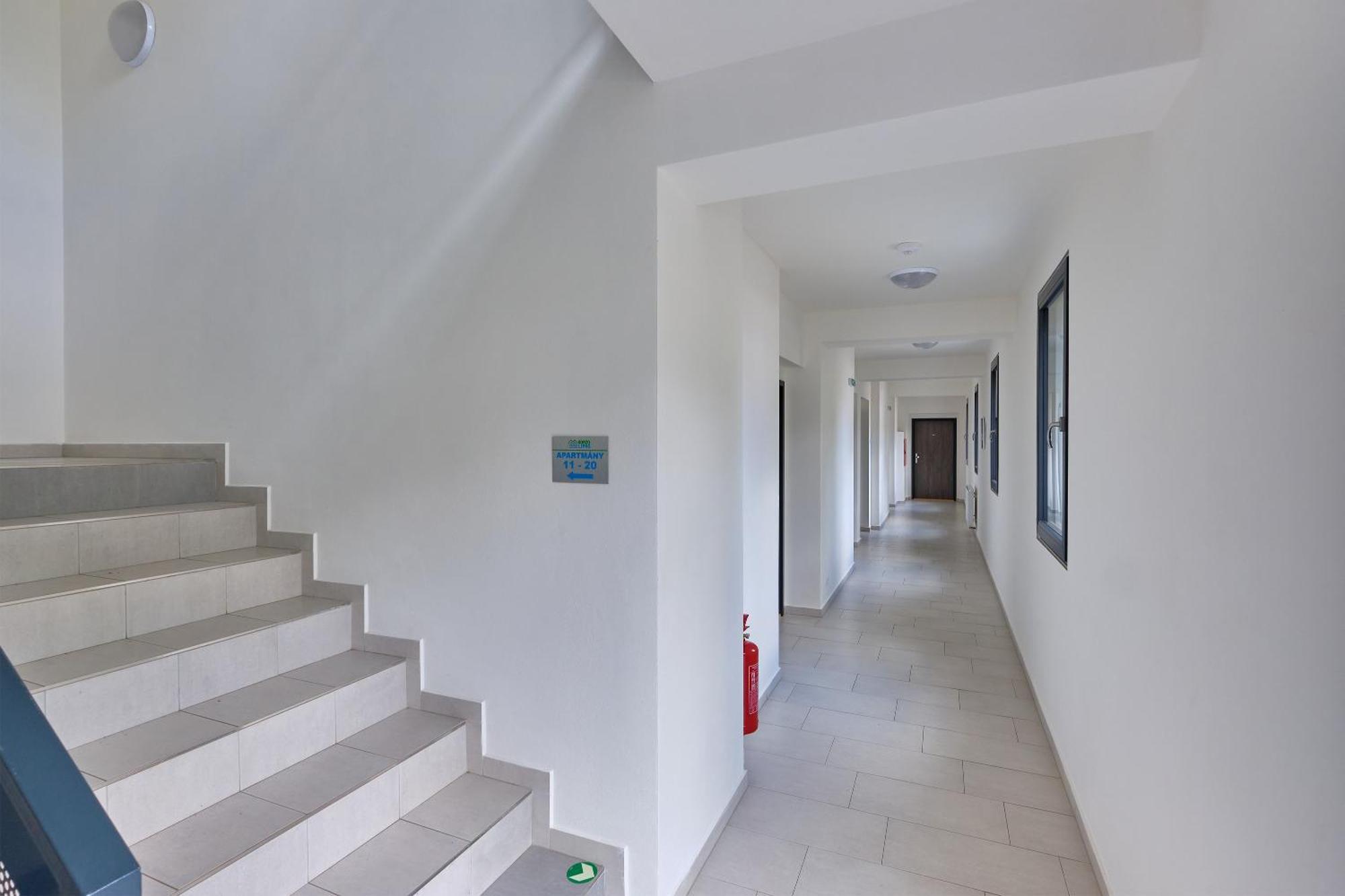 Private Cozy And Quiet Apartment 伏尔塔瓦河畔利普诺 外观 照片
